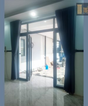Rèm nhà phố 240504