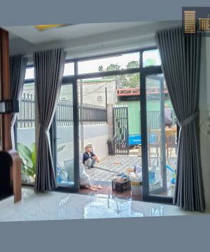 Rèm nhà phố 240603