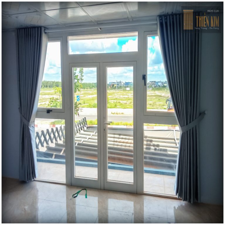 Rèm nhà phố 240722