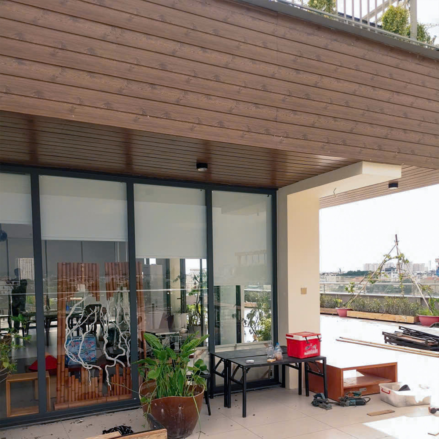 Thi Công Rèm Cuốn Trơn Tại Quán Cà Phê Cánh Đồng Lưng Trời Gò Vấp | Rèm Cửa Thiên Kim - Ảnh 24