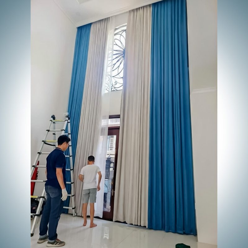 rèm cửa thông tầng phòng khách